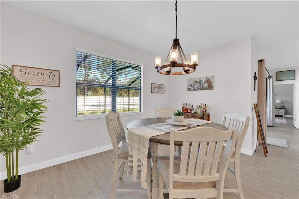 10642 Timber Creek DR, FORT MYERS FL 33913-11