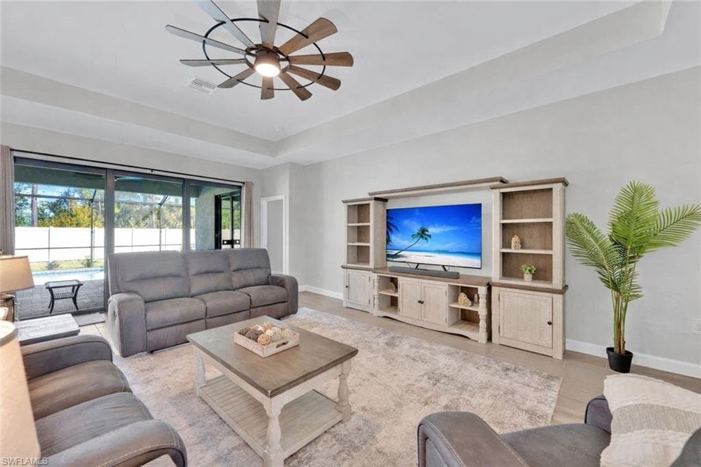 10642 Timber Creek DR, FORT MYERS FL 33913-2