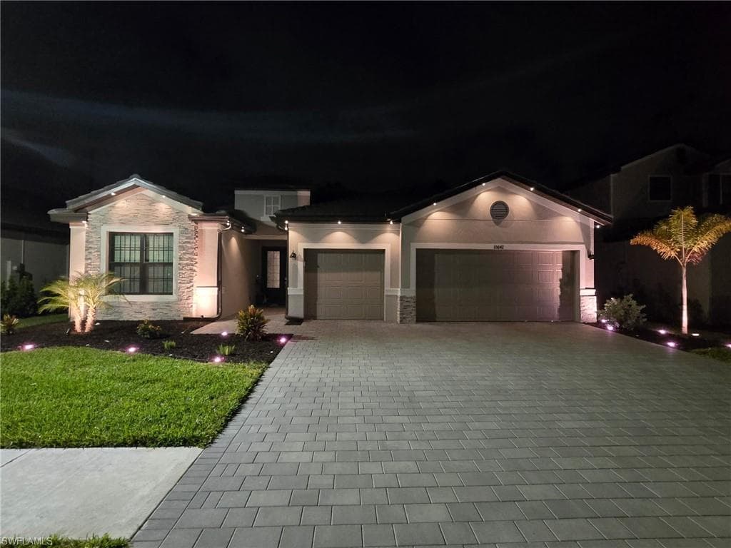 10642 Timber Creek DR, FORT MYERS FL 33913-37