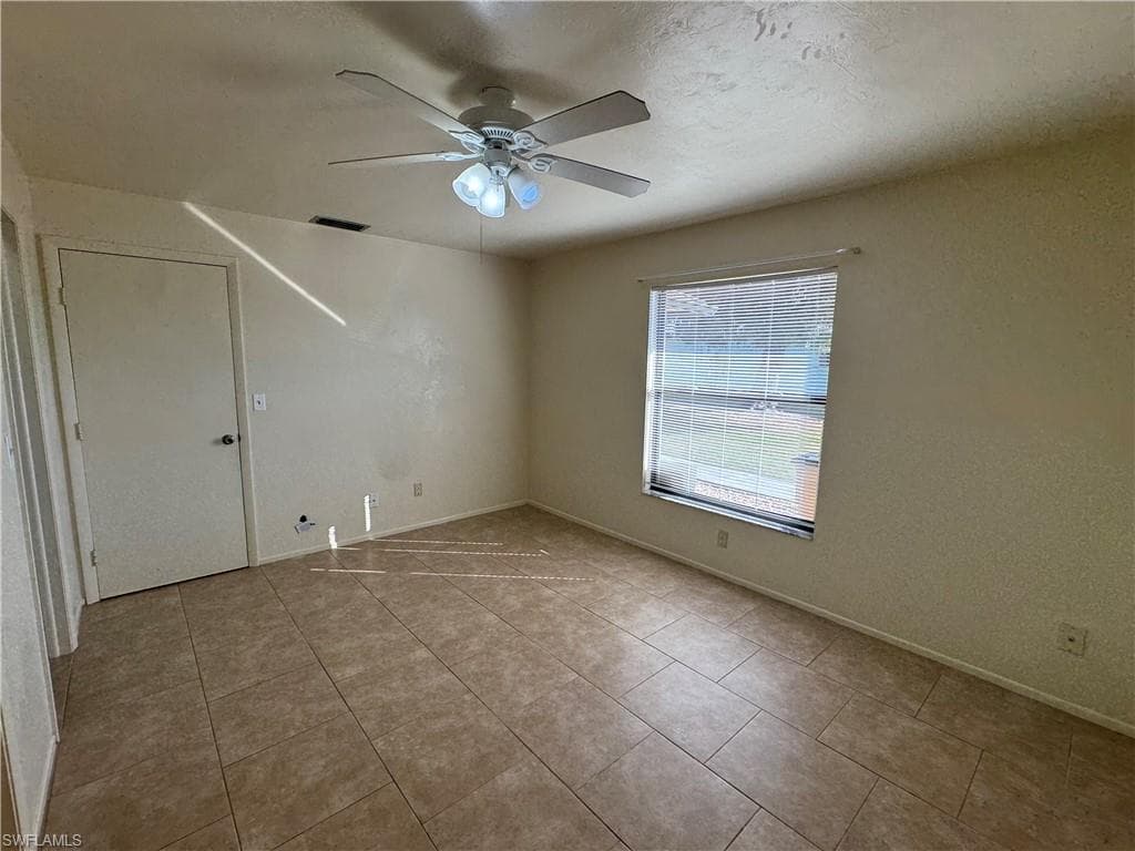 4407 SW 7th PL # 7, CAPE CORAL FL 33914-18