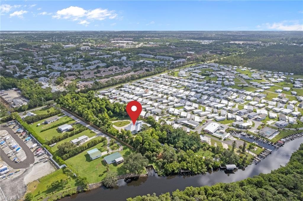 4381 Broadway AVE W, ESTERO FL 33928-45