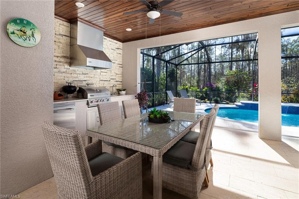 14626 Nicholas WAY, NAPLES FL 34109-18