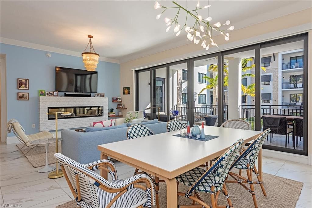 1135 3RD AVE S # 308, NAPLES FL 34102-1