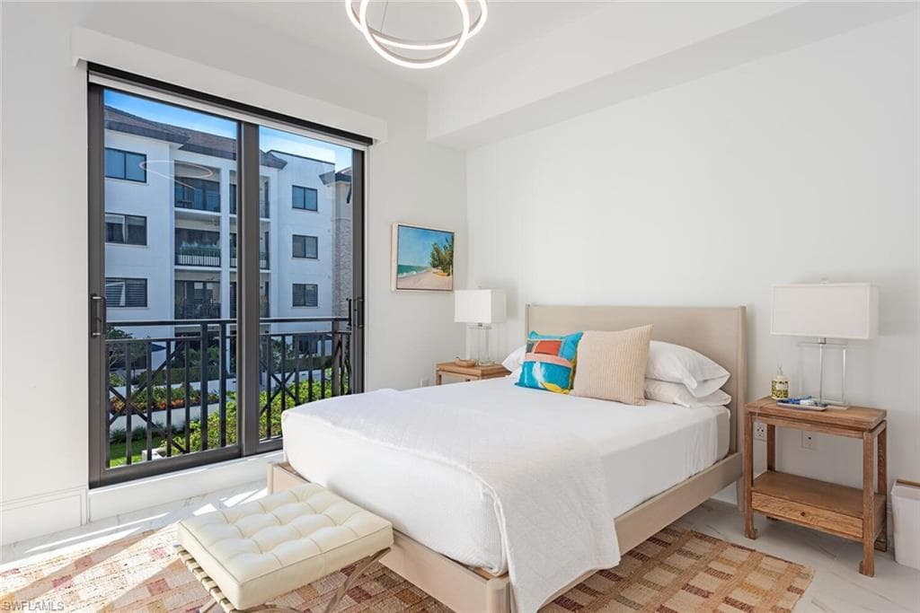 1135 3RD AVE S # 308, NAPLES FL 34102-11