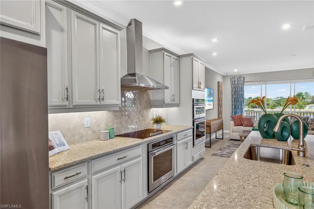 4578 Arboretum # 202, NAPLES FL 34112-11