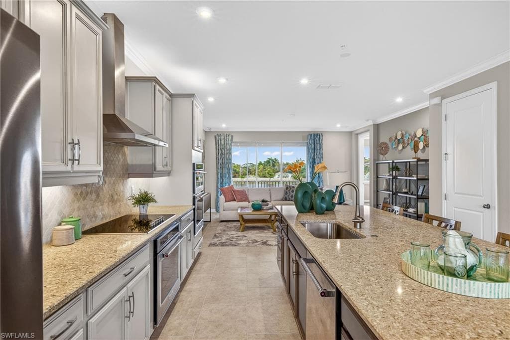 4578 Arboretum # 202, NAPLES FL 34112-13