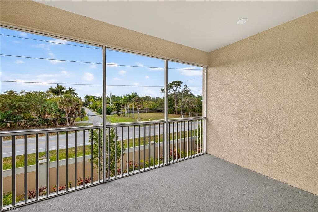 4646 Arboretum CIR # 201, NAPLES FL 34112-22
