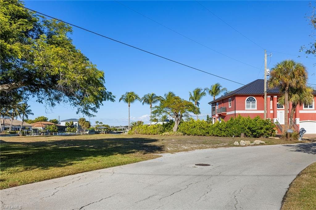 271 Randy LN, FORT MYERS BEACH FL 33931-6