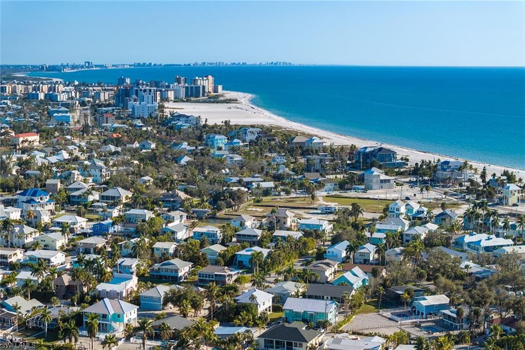 271 Randy LN, FORT MYERS BEACH FL 33931-18