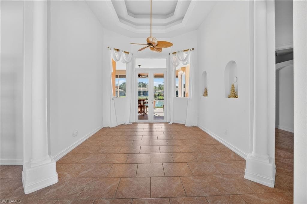 14806 Fripp Island CT, NAPLES FL 34119-1