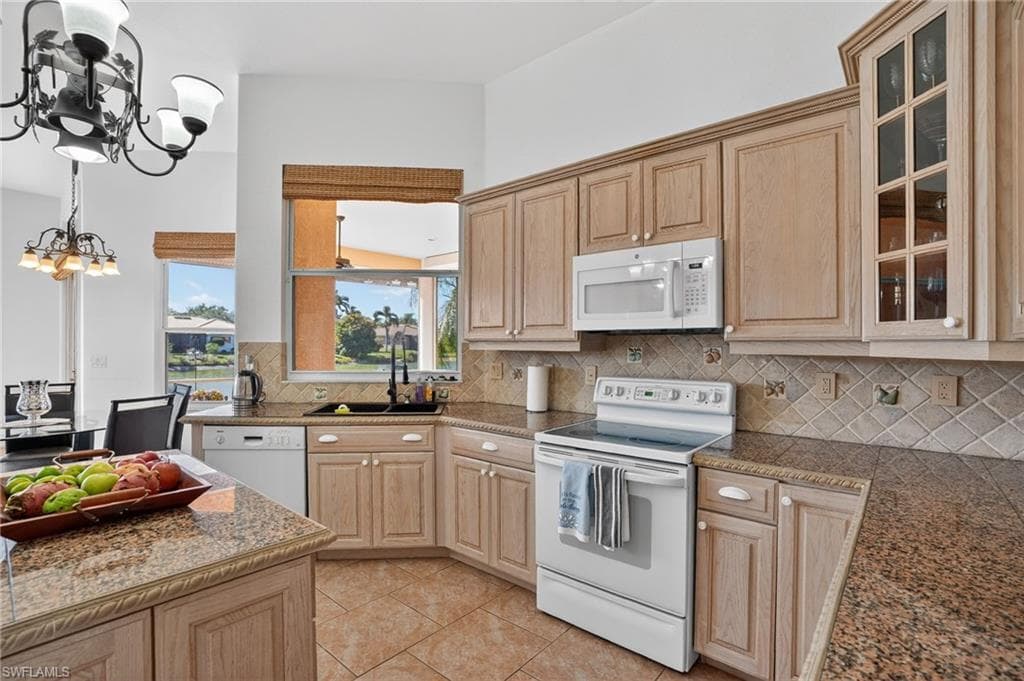 14806 Fripp Island CT, NAPLES FL 34119-6