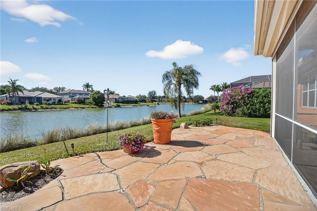 14806 Fripp Island CT, NAPLES FL 34119-29