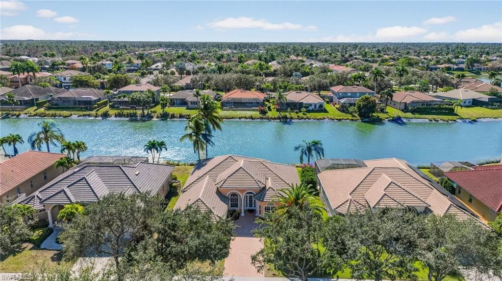 14806 Fripp Island CT, NAPLES FL 34119-32