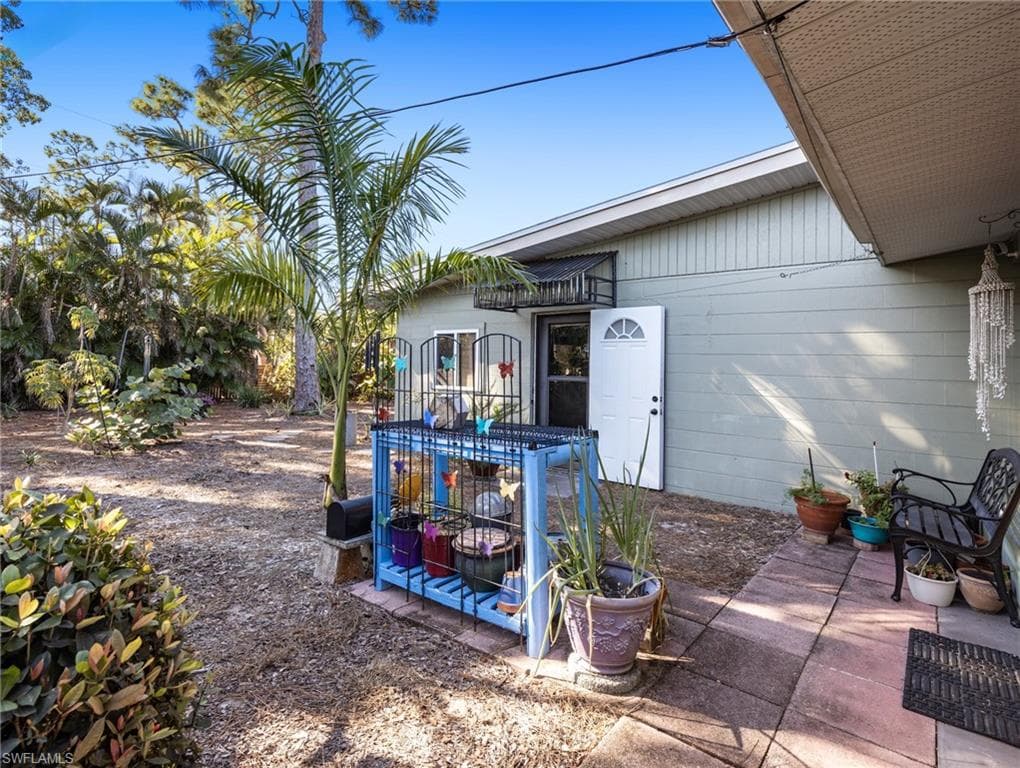 2442 Gorham AVE, FORT MYERS FL 33907-25