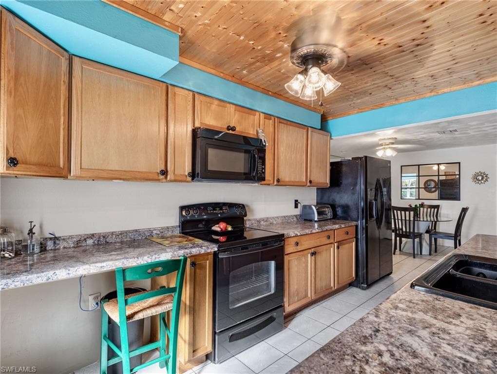 2442 Gorham AVE, FORT MYERS FL 33907-14