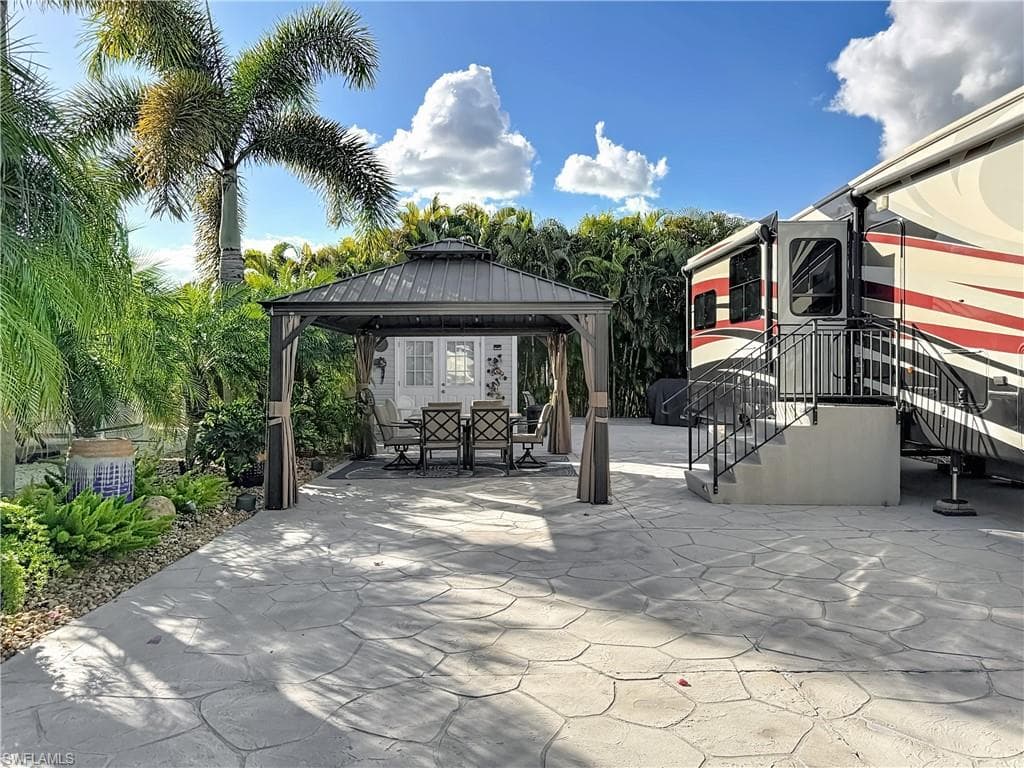 10449 Nightwood DR, FORT MYERS FL 33905-2