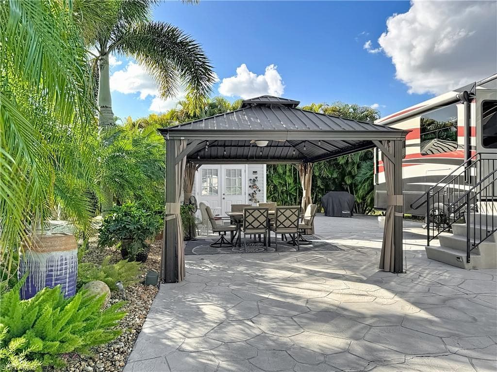 10449 Nightwood DR, FORT MYERS FL 33905-3