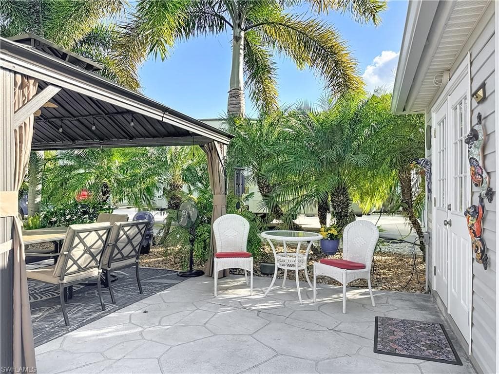 10449 Nightwood DR, FORT MYERS FL 33905-20