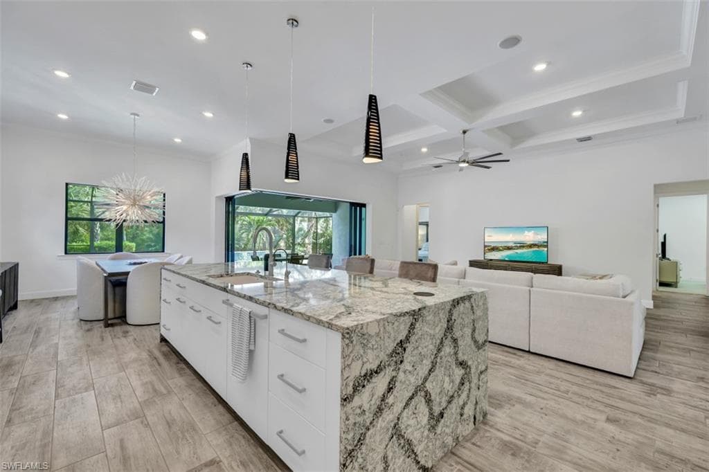 9238 Plover DR, NAPLES FL 34120-11