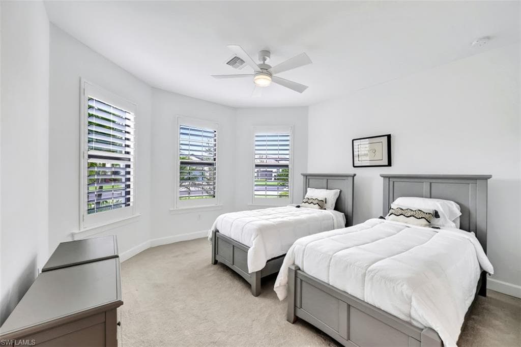 9238 Plover DR, NAPLES FL 34120-18