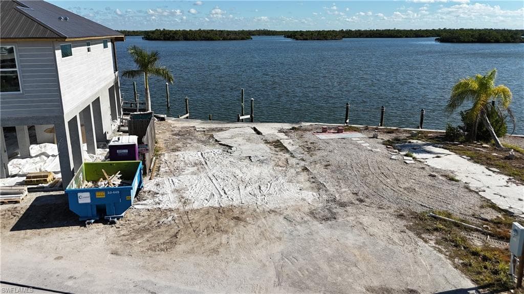 63 Emily LN, FORT MYERS BEACH FL 33931-1