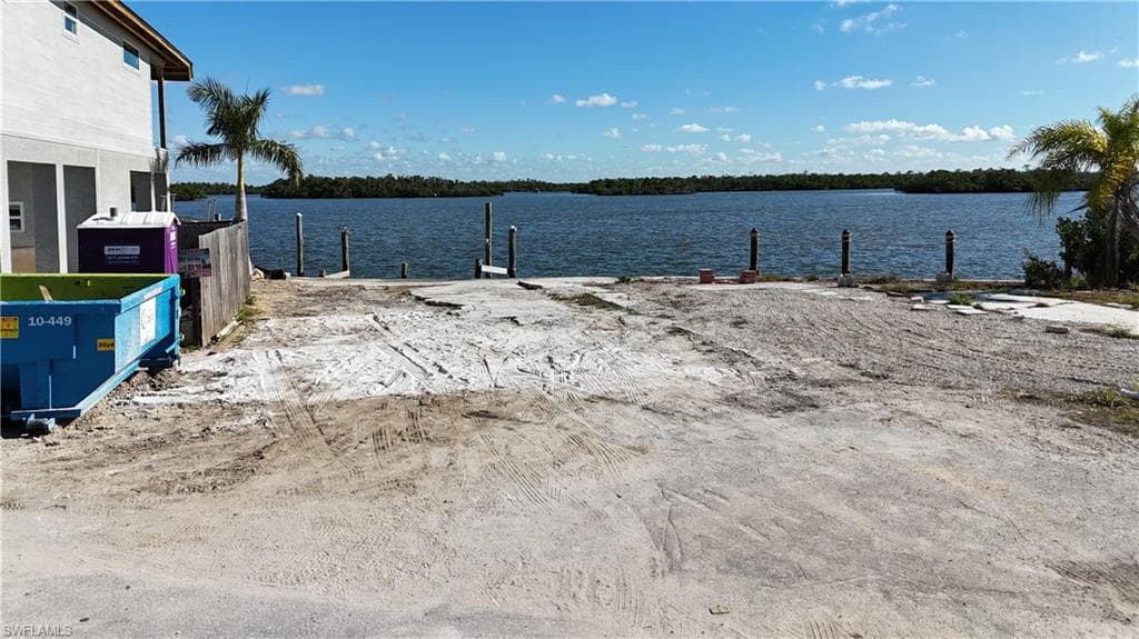 63 Emily LN, FORT MYERS BEACH FL 33931-5