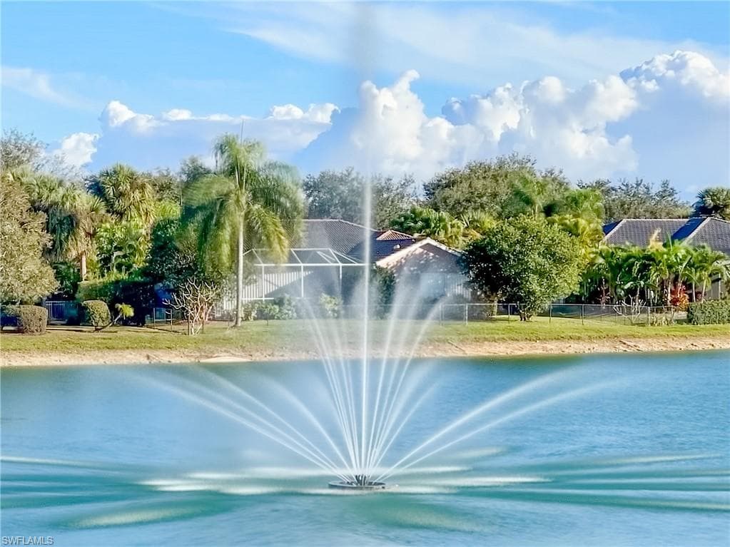 948 Chesapeake Bay CT, NAPLES FL 34120-1