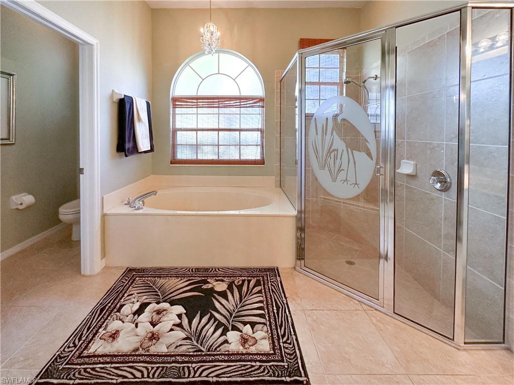 948 Chesapeake Bay CT, NAPLES FL 34120-16