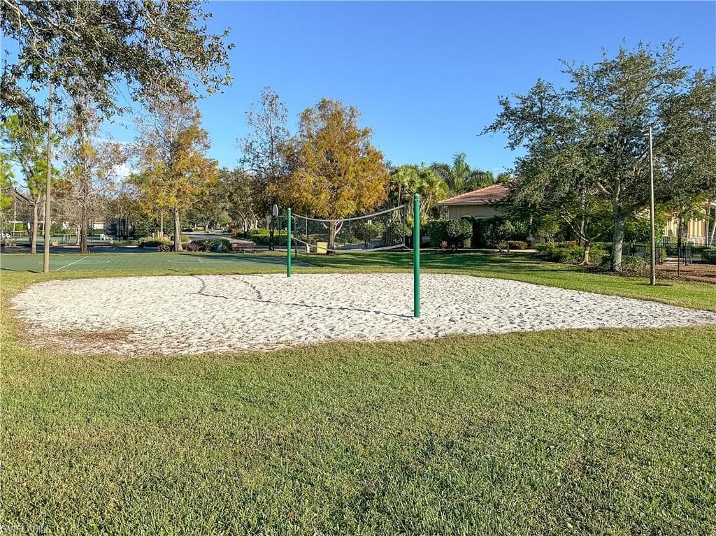 948 Chesapeake Bay CT, NAPLES FL 34120-31