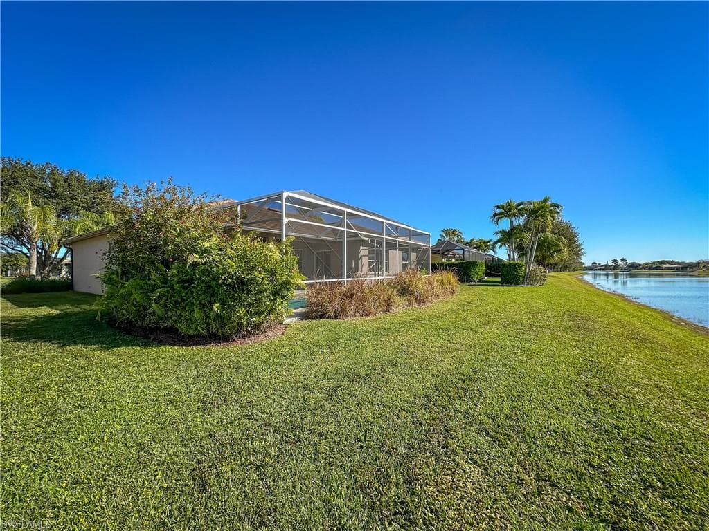 948 Chesapeake Bay CT, NAPLES FL 34120-29