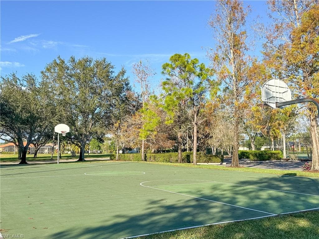 948 Chesapeake Bay CT, NAPLES FL 34120-33