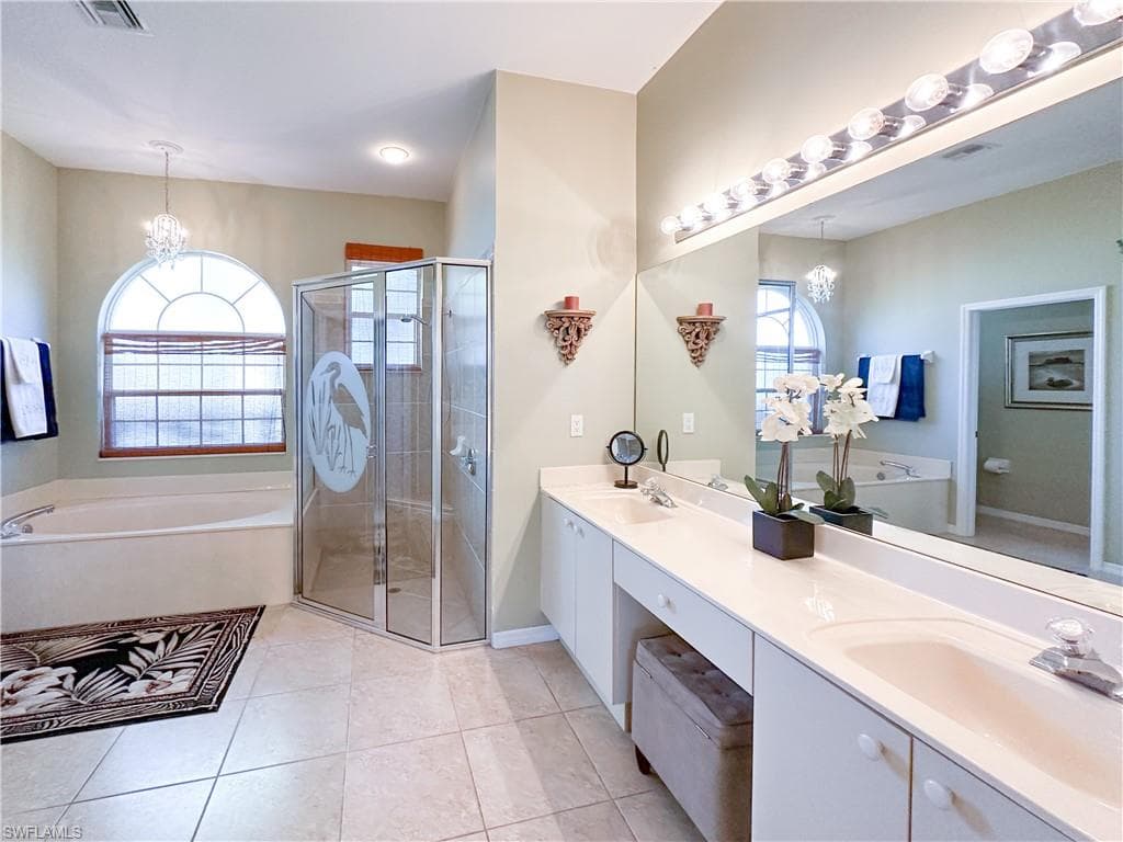 948 Chesapeake Bay CT, NAPLES FL 34120-14