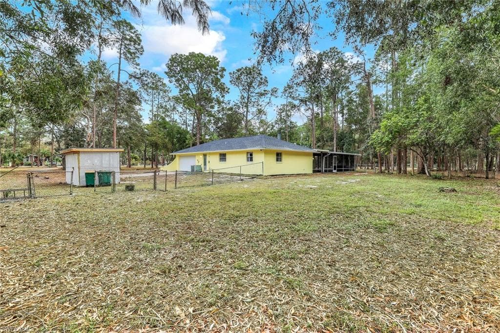 525 Weber BLVD N, NAPLES FL 34120-29