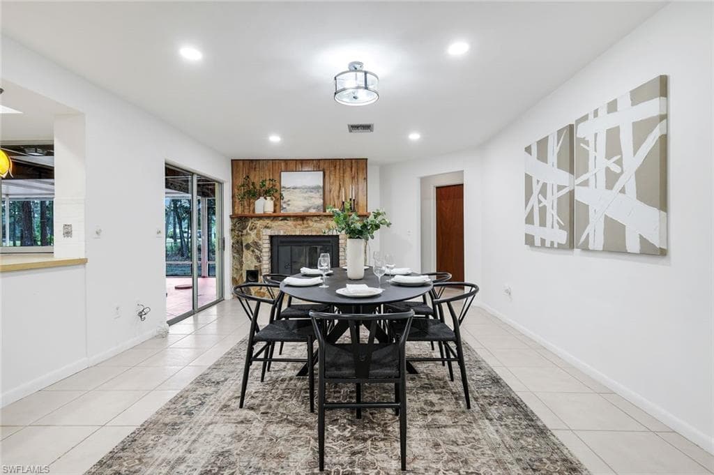 525 Weber BLVD N, NAPLES FL 34120-17