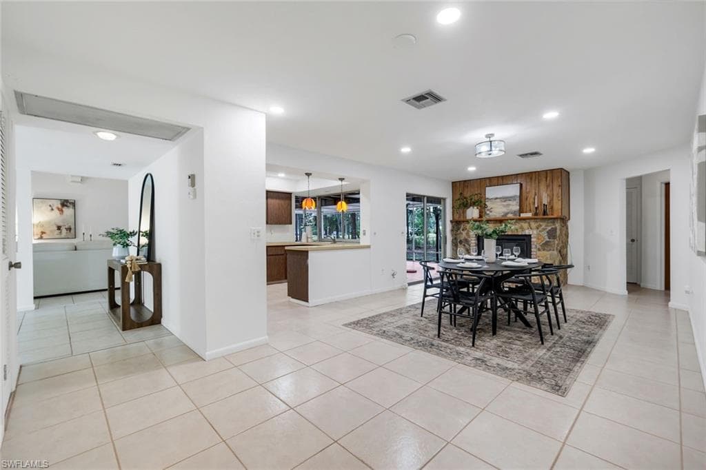 525 Weber BLVD N, NAPLES FL 34120-3