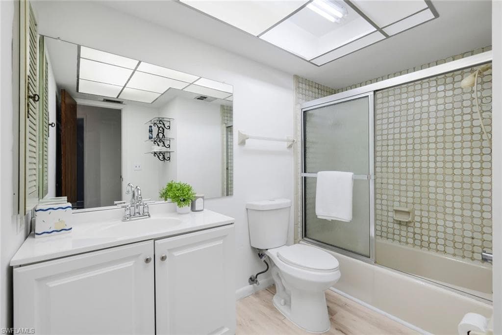 525 Weber BLVD N, NAPLES FL 34120-24