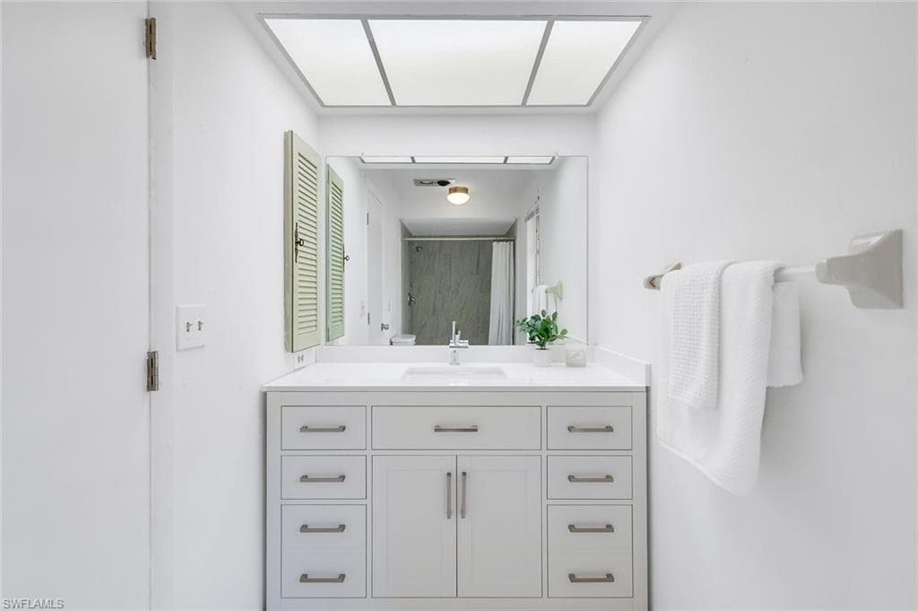 525 Weber BLVD N, NAPLES FL 34120-20