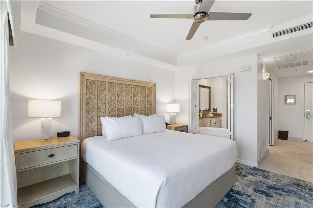 221 9th ST S # 405, NAPLES FL 34102-5