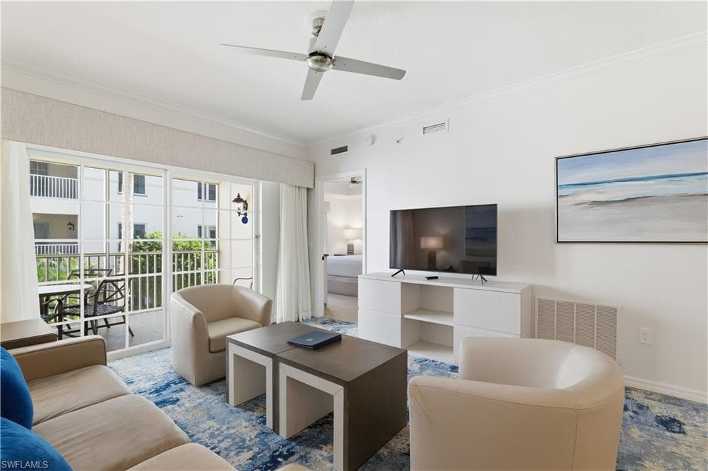 221 9th ST S # 207, NAPLES FL 34102-2