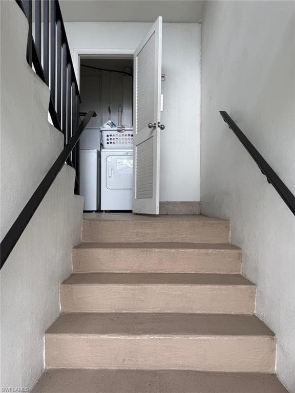 1490 Memoli LN # 2, FORT MYERS FL 33919-29