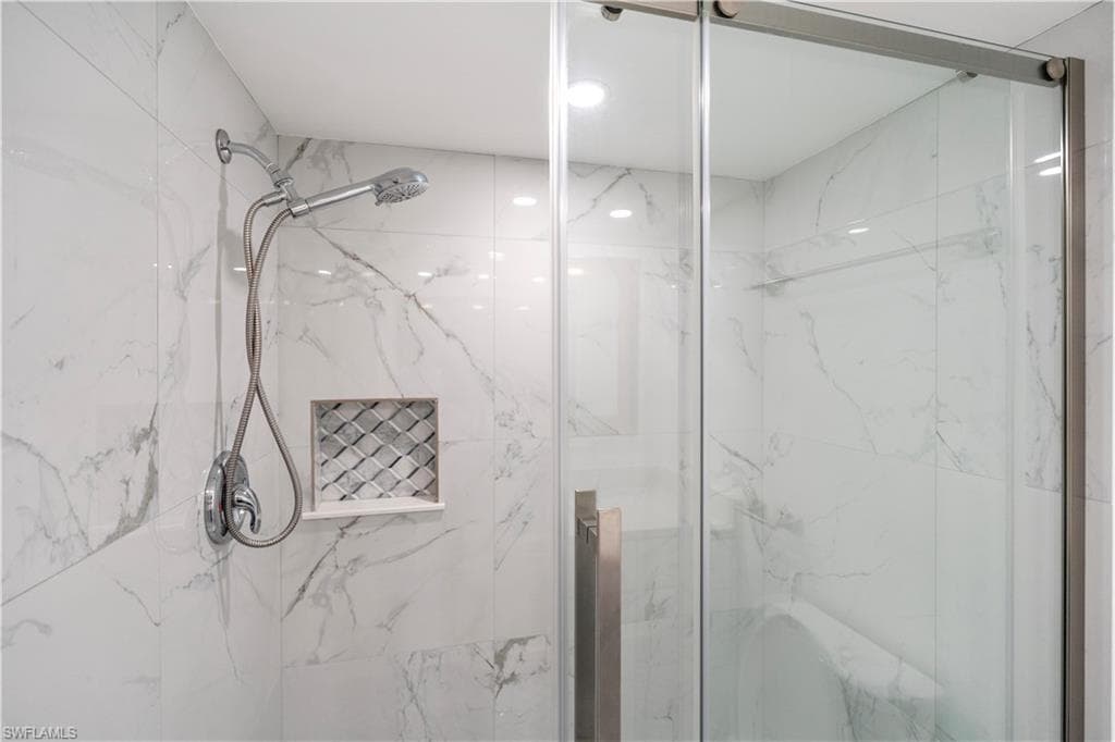 1490 Memoli LN # 2, FORT MYERS FL 33919-18