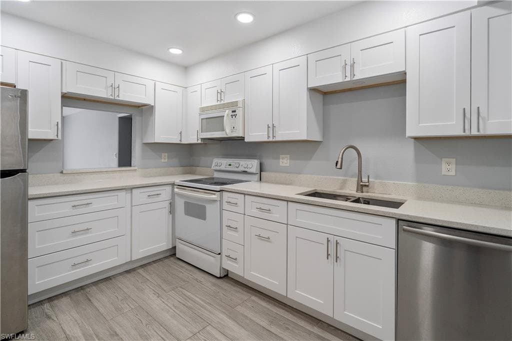 1490 Memoli LN # 2, FORT MYERS FL 33919-3