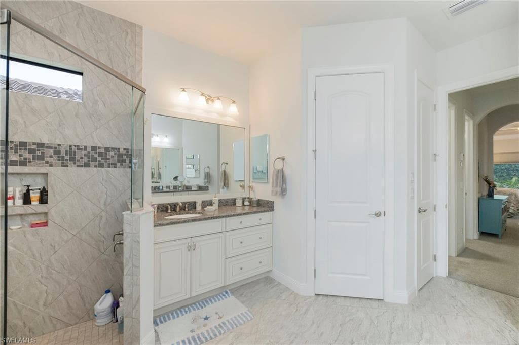 23016 Sanabria LOOP, BONITA SPRINGS FL 34135-17