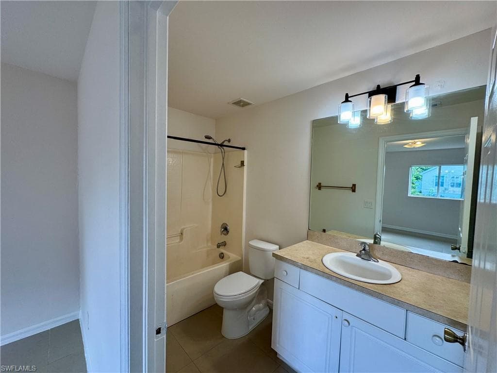 10743 Robinson ST, FORT MYERS FL 33908-4