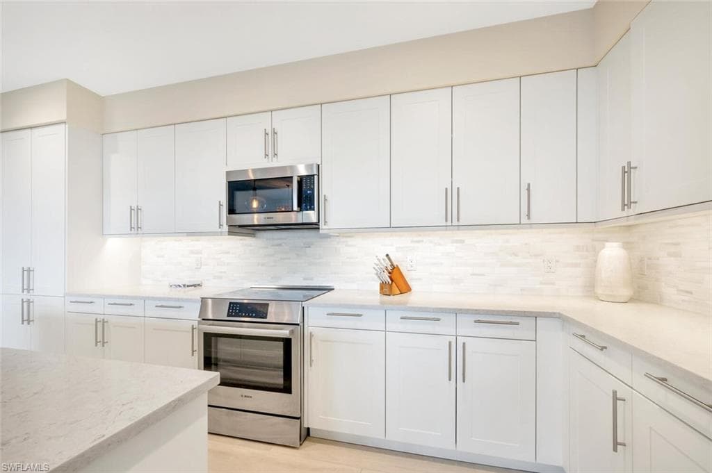 1111 Central AVE 511-14
