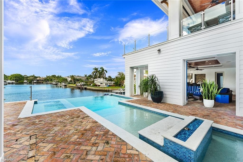 481 21st AVE S, NAPLES FL 34102-46