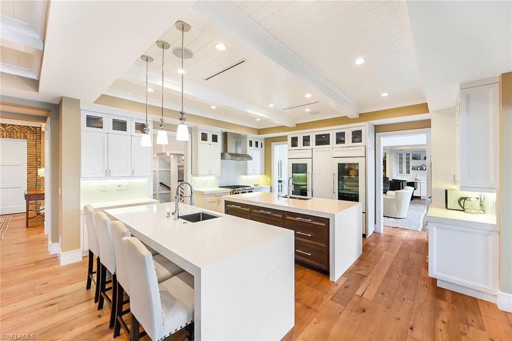 481 21st AVE S, NAPLES FL 34102-6