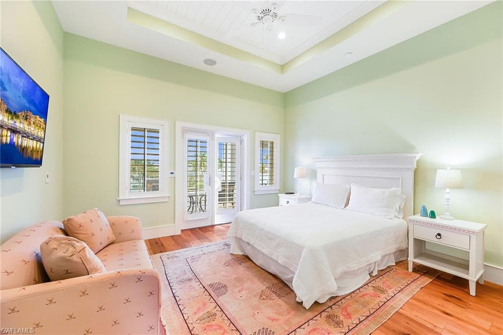 481 21st AVE S, NAPLES FL 34102-27
