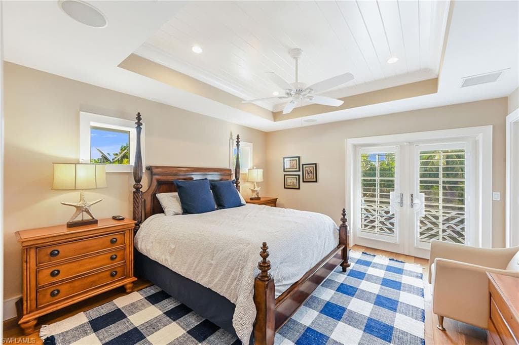 481 21st AVE S, NAPLES FL 34102-23