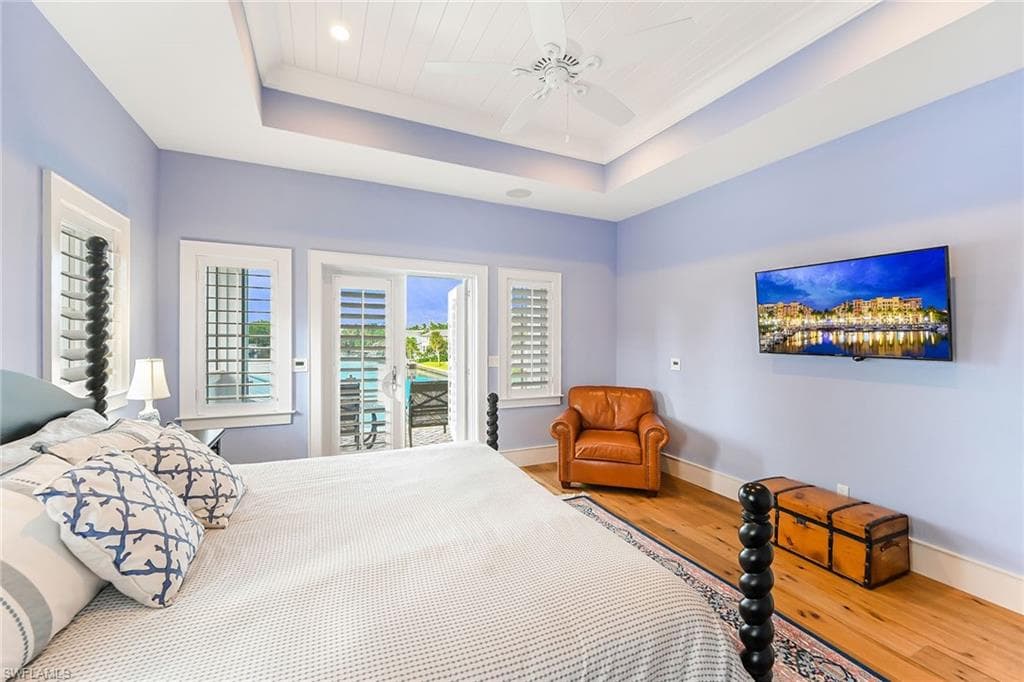 481 21st AVE S, NAPLES FL 34102-33